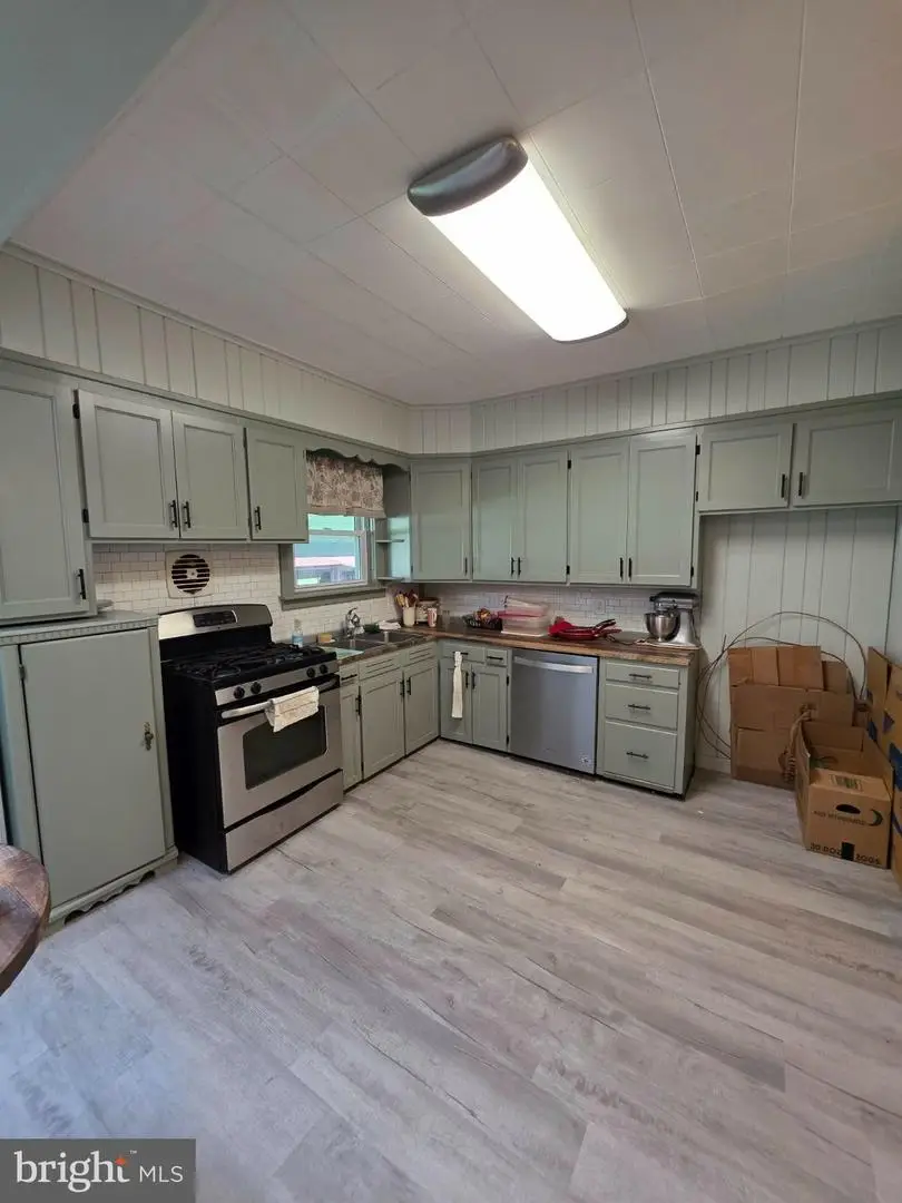 5081 Delmar St, Alexandria, PA 16611 - #2