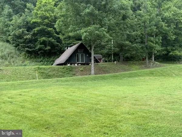 13612 Hollow Rd, HESSTON, PA 16647