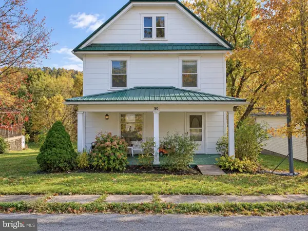 90 Railroad St, TIMBLIN, PA 15778
