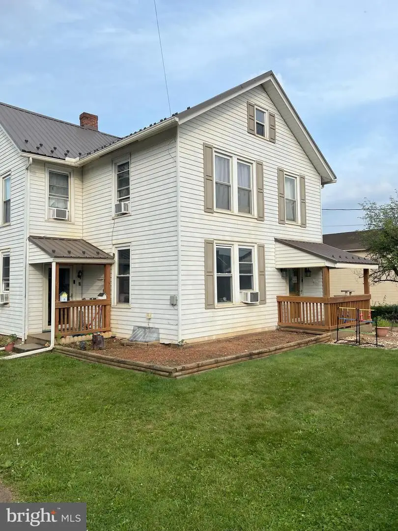 304 W Fourth St, Port Royal, PA 17082 - #2