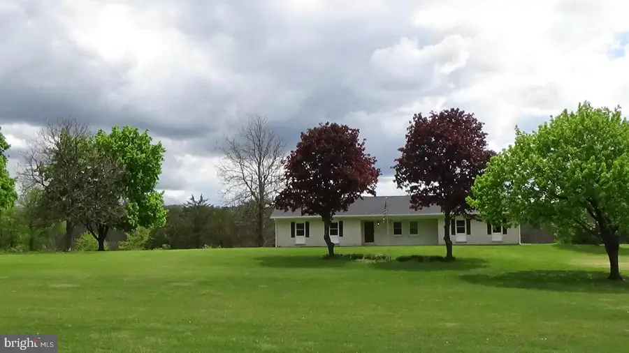 1814 Fairground Rd, Liverpool, PA 17045 - #2