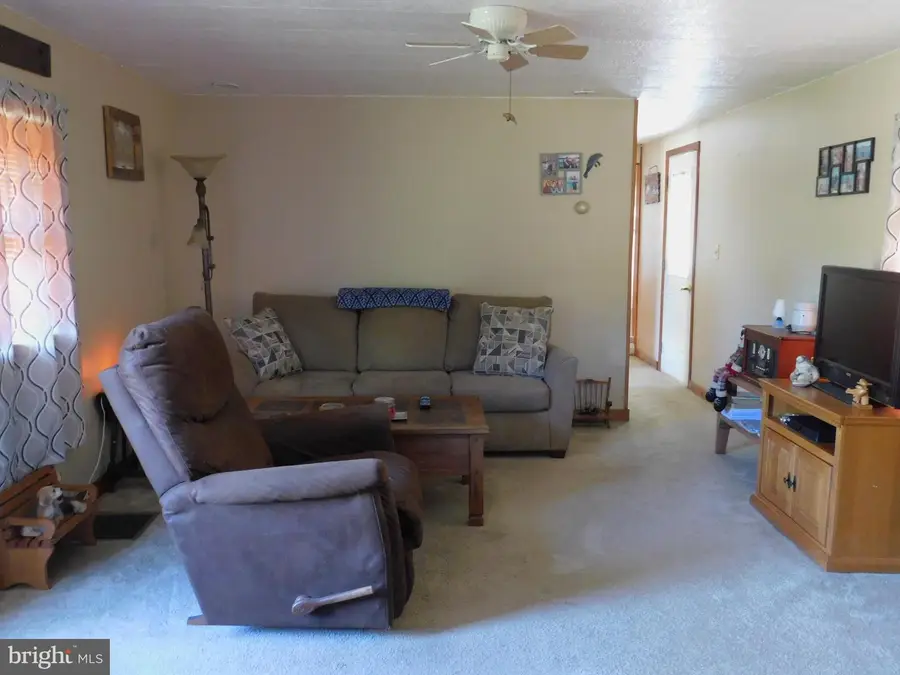 4362 Seven Stars Rd, Millerstown, PA 17062 - #3