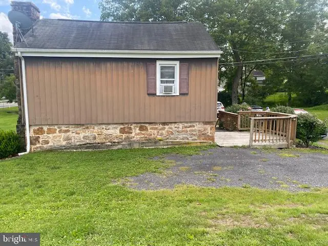 88 Municipal Rd., Mifflintown, PA 17059 - #3