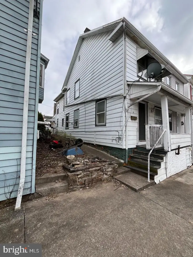13 S Front St, Mifflintown, PA 17059 - #3