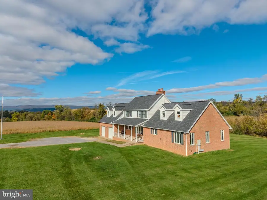 2524 Doe Run Rd, Mifflintown, PA 17059 - #3