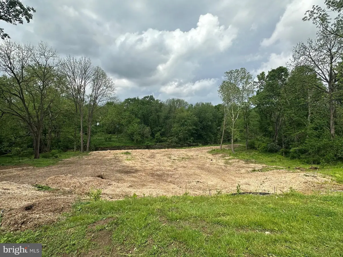 80 Jackson Dr, Lancaster, PA 17603 - Image #1