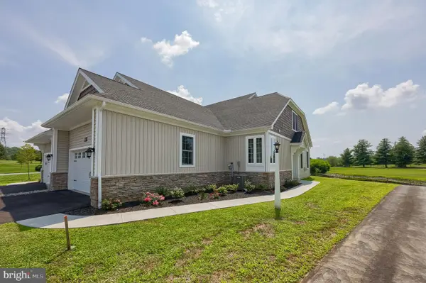 112 Copperstone Ct #48, MILLERSVILLE, PA 17551