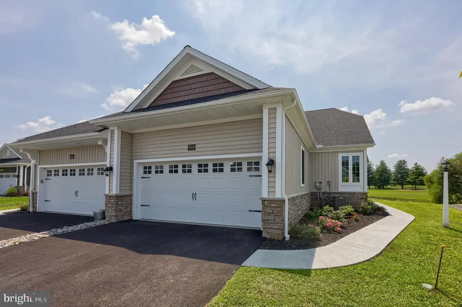 112 Copperstone Ct #48, Millersville, PA 17551 - Image #2