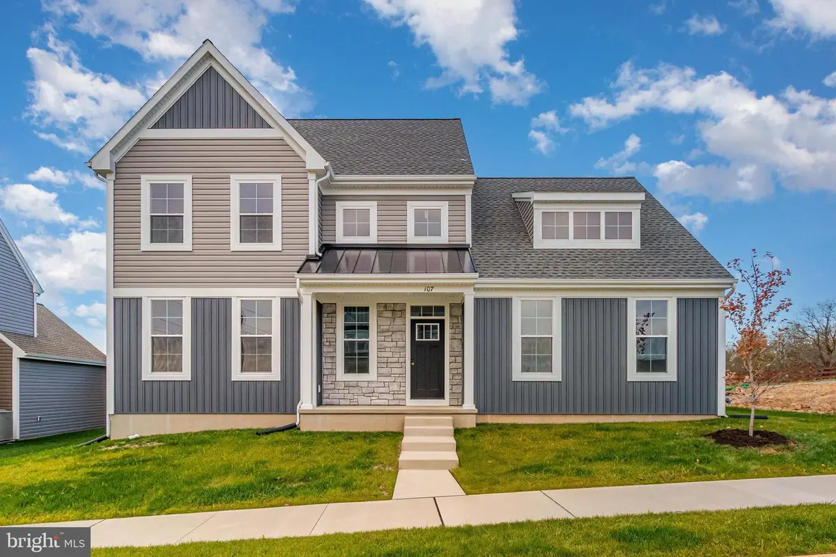107 Sparrow Ln, Elizabethtown, PA 17022 - Image #1
