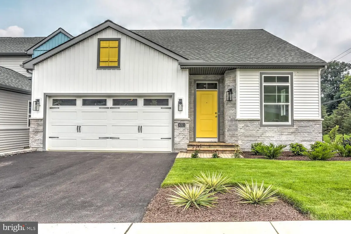 4324 Heather Ln #5, Columbia, PA 17512 - Image #1