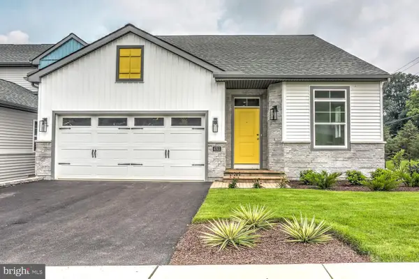 4330 Heather Ln #8, COLUMBIA, PA 17512