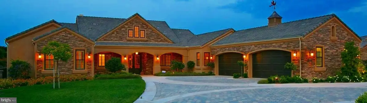 513 Northampton Dr, Lititz, PA 17543 - Image #1