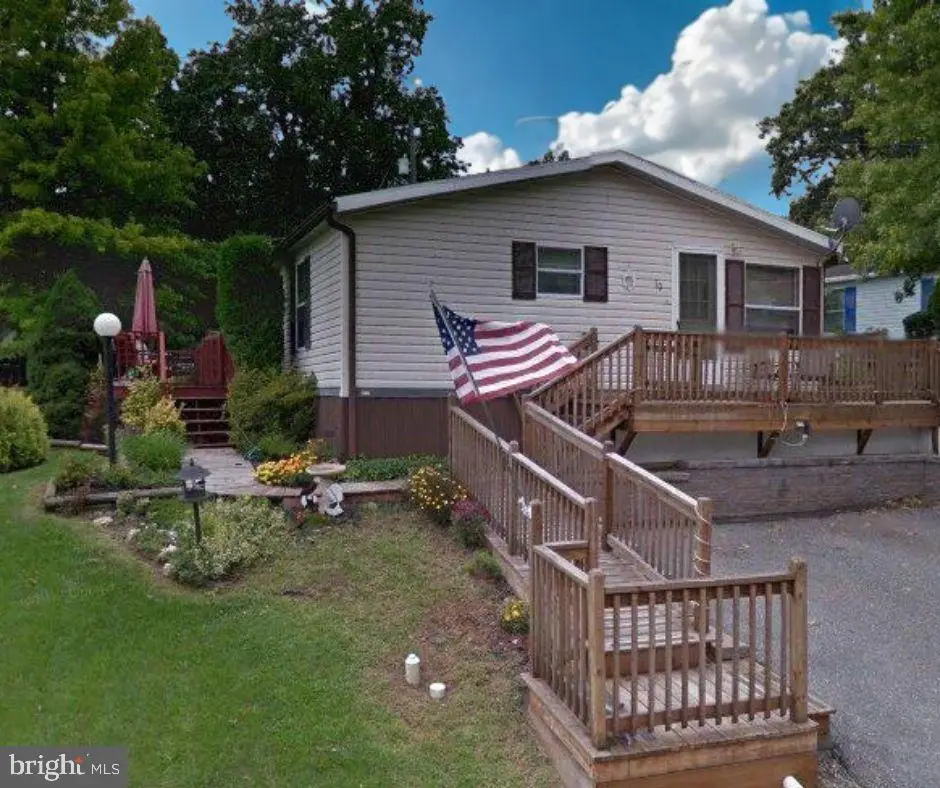 10 Summer Dr, Elizabethtown, PA 17022 - Image #1