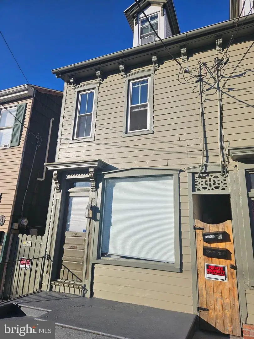 30 S 4th St, Columbia, PA 17512 - Image #1