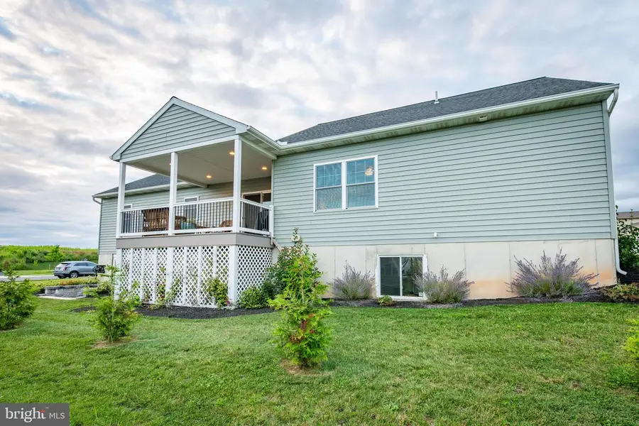 125 Lindsey Ln, Elizabethtown, PA 17022 - Image #3