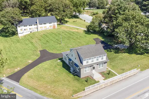 2161 Harrisburg Pike, LANCASTER, PA 17601