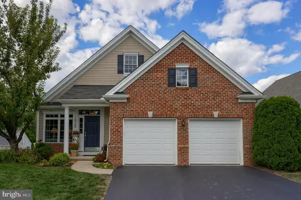 1928 Pool Forge, LANCASTER, PA 17601