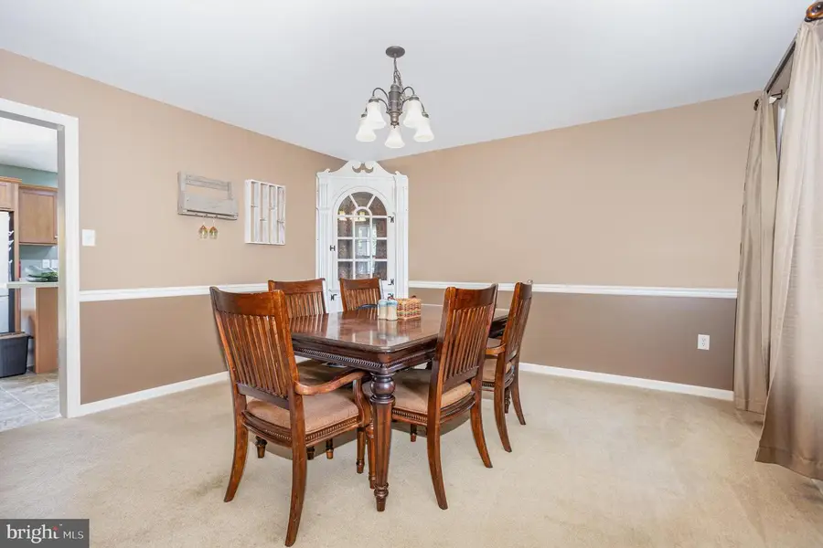 609 Hamaker Rd, Manheim, PA 17545 - Image #3