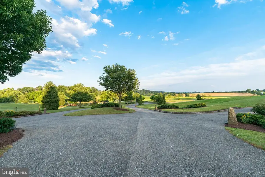 102 Jamesfield Pl #lot 4, Manheim, PA 17545 - Image #2