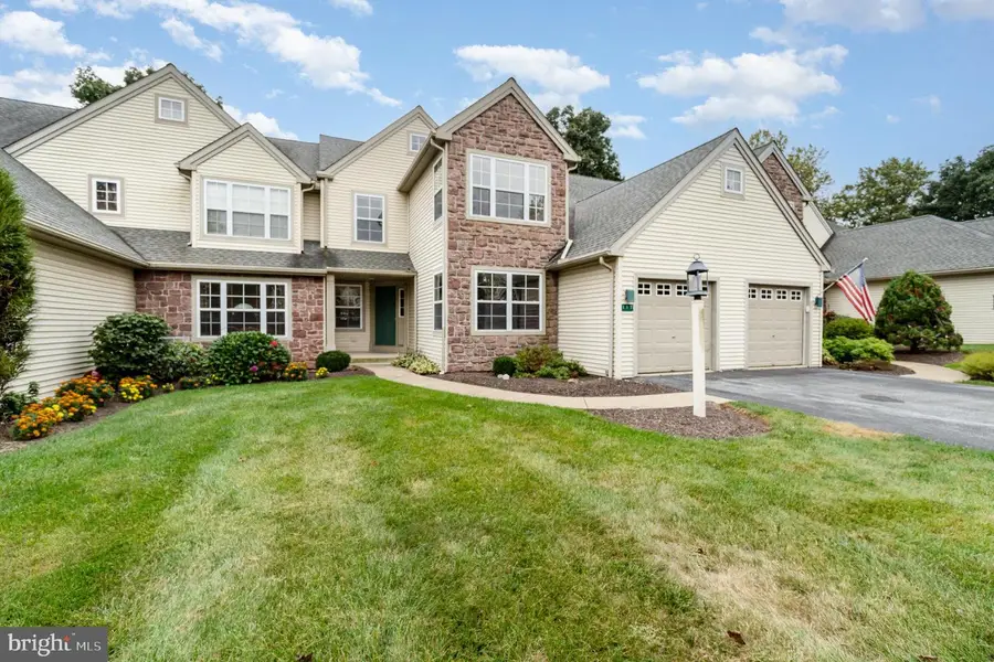 117 Hawk Valley Ln, Denver, PA 17517 - Image #2