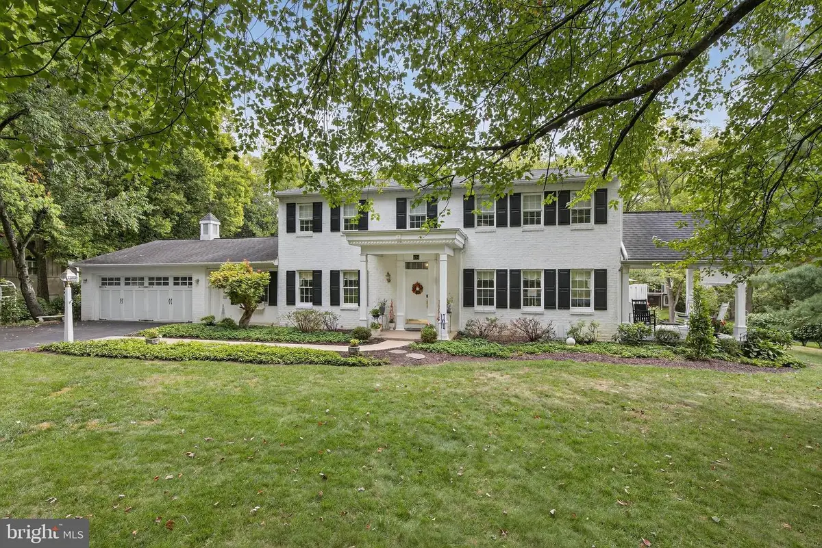 494 Northlawn Dr, Lancaster, PA 17603 - Image #1