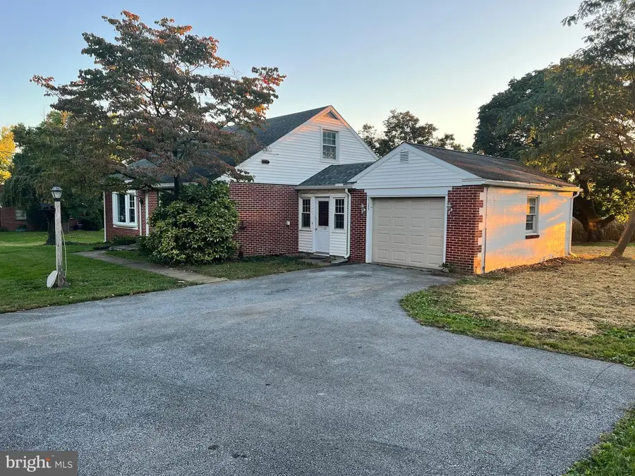 6365 Main St, East Petersburg, PA 17520 - Image #3