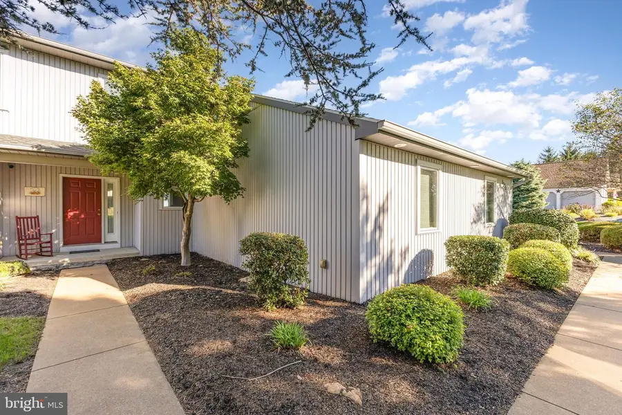 1523 Ridge Rd, Elizabethtown, PA 17022 - Image #2