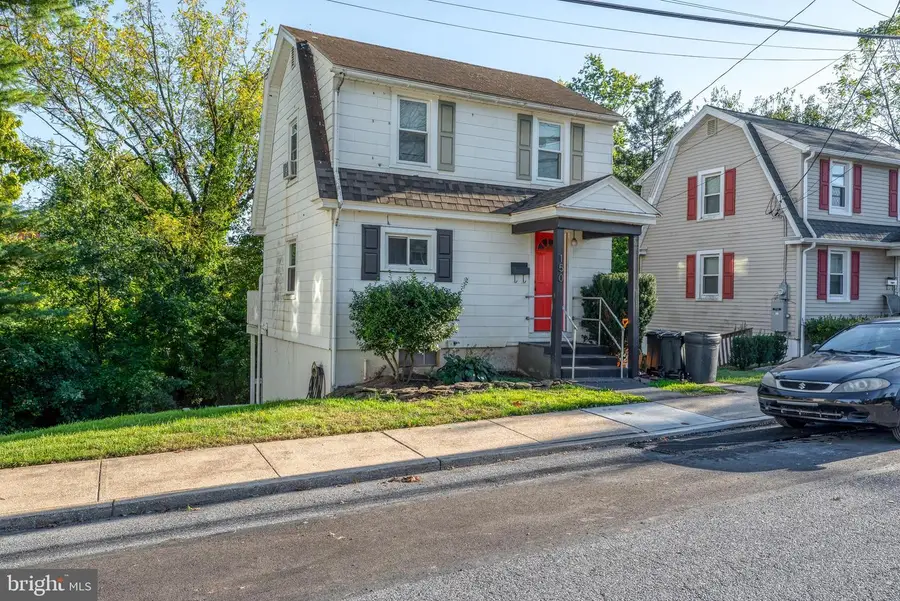 150 E Hummelstown St, Elizabethtown, PA 17022 - Image #2