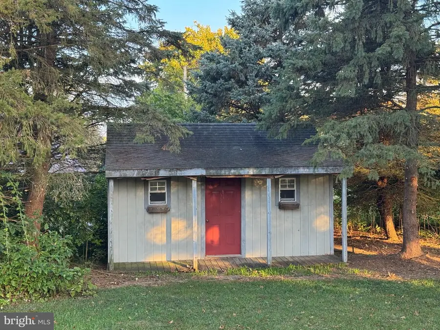 1430 N Penryn Rd, Manheim, PA 17545 - Image #3
