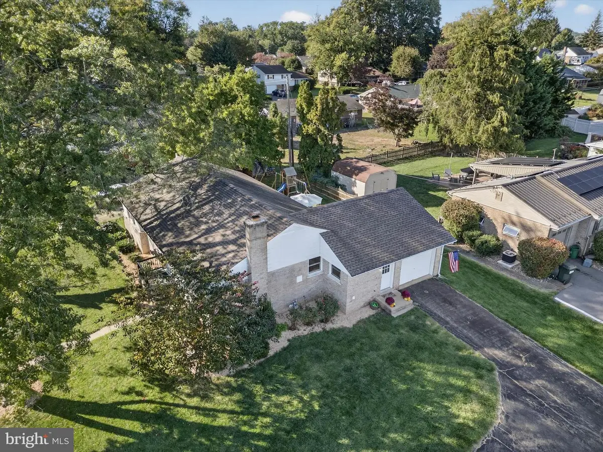 134 Bayberry Dr, Lancaster, PA 17603 - Image #1