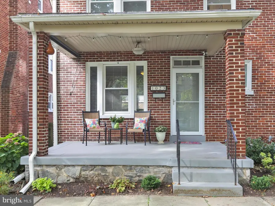 1023 W Clay St, Lancaster, PA 17603 - Image #2