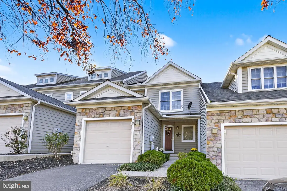 762 Keller Dr, Lititz, PA 17543 - Image #1