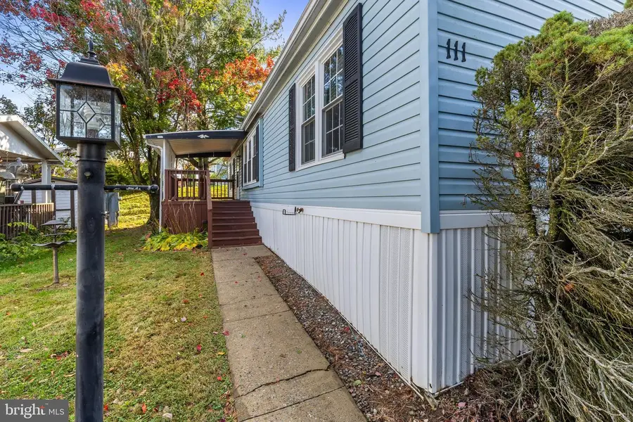 111 Pheasant Ridge Cir, Lancaster, PA 17603 - Image #2