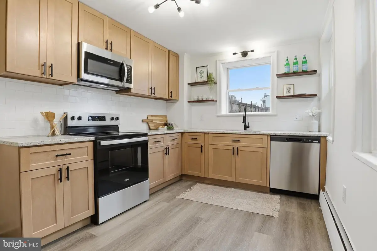 267 S 4th St, Columbia, PA 17512 - Image #1