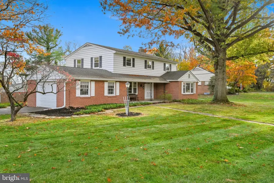 821 Hillaire Rd, Lancaster, PA 17601 - Image #3