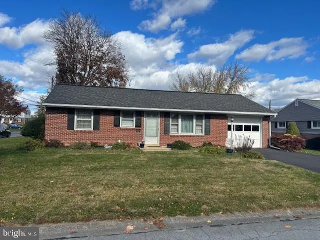 1799 Heritage Ave, Lancaster, PA 17603 - Image #2