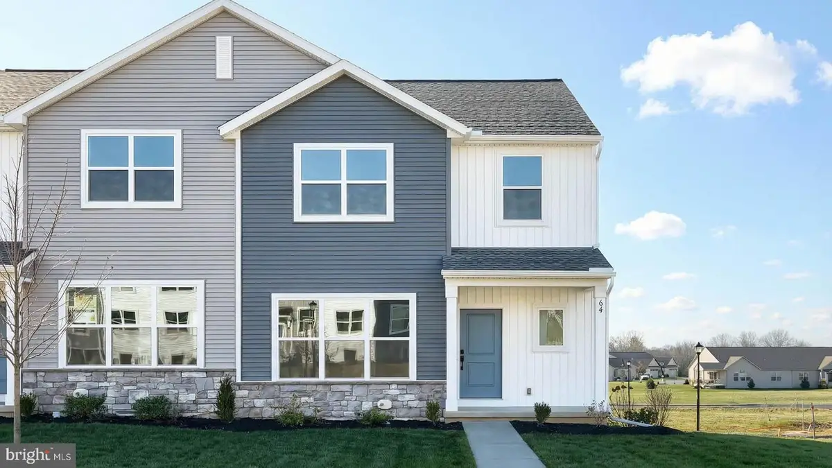 64 N Conifer Dr, Elizabethtown, PA 17022 - Image #1
