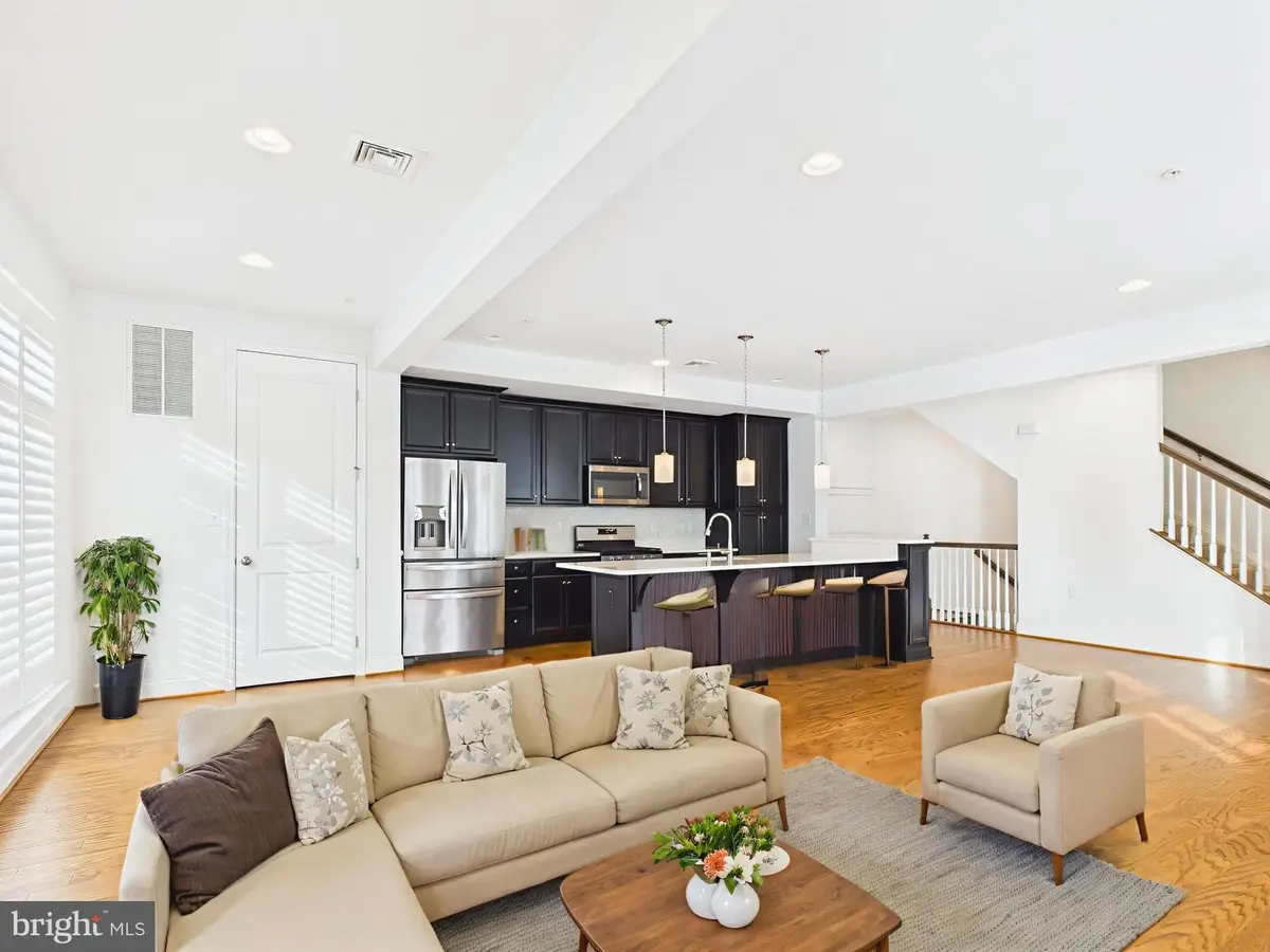 702 Mayer Pl, Lancaster, PA 17601 - Image #1