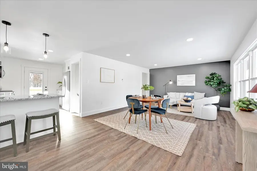 4 Truce Rd, New Providence, PA 17560 - Image #2