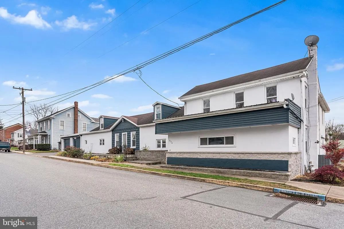 676 W Market St, Marietta, PA 17547 - Image #1
