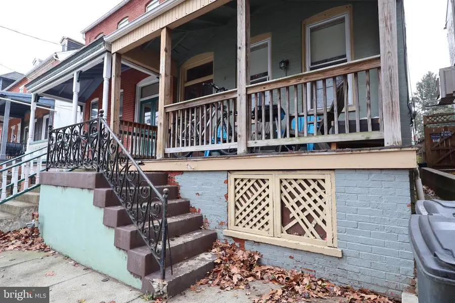 528 E Orange St, Lancaster, PA 17602 - Image #2