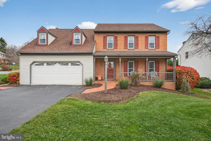 3604 Peregrine Cir, Mountville, PA 17554 - Image #2