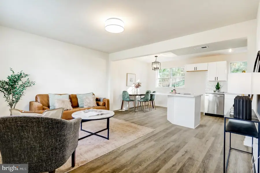 737 Ferndale Rd, Mount Joy, PA 17552 - Image #2