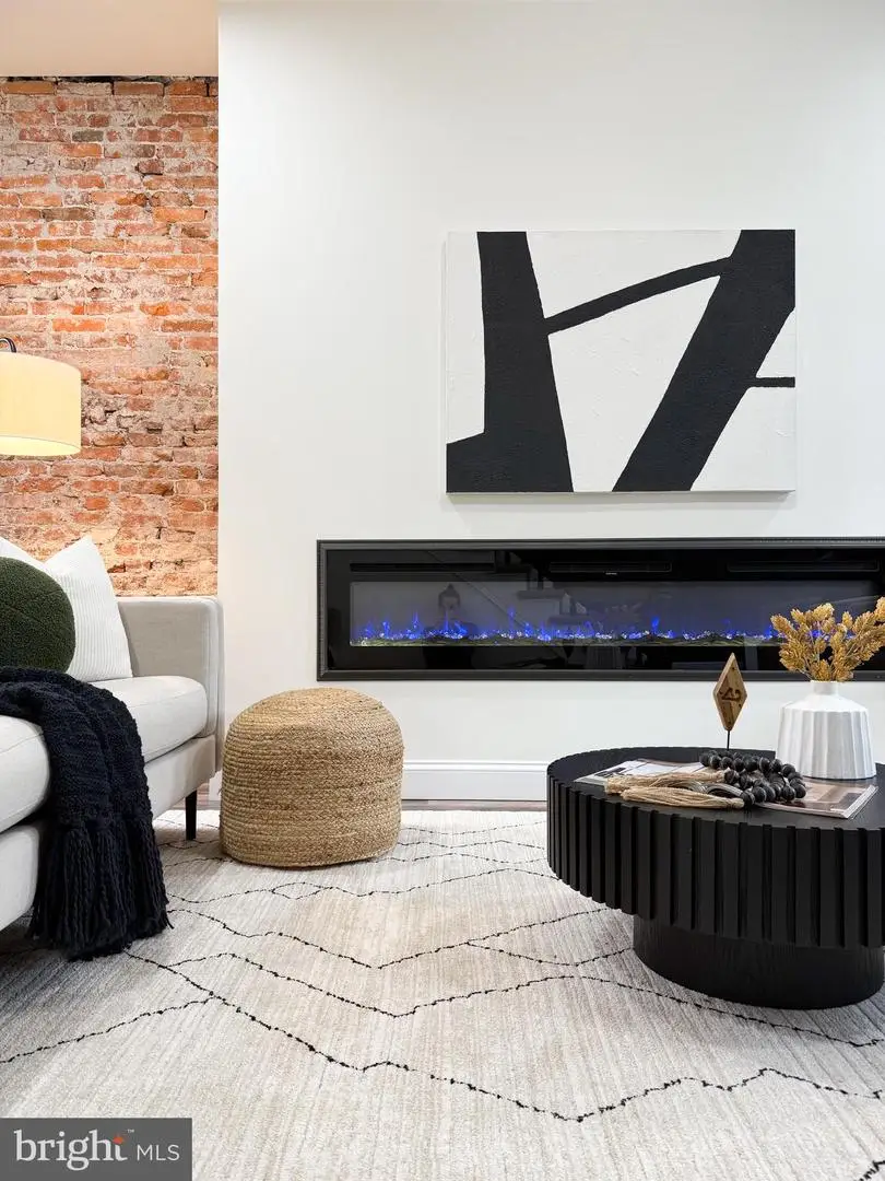 328 Walnut St, Columbia, PA 17512 - Image #3