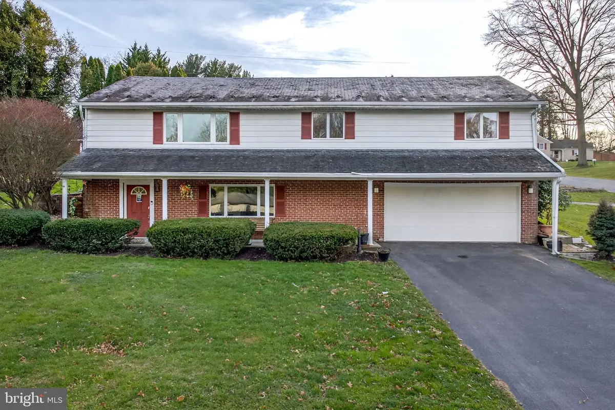 2210 Berkshire Rd, Lancaster, PA 17603 - Image #1