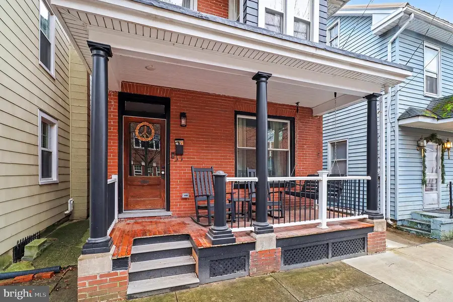 24 E Orange St, Lititz, PA 17543 - Image #2