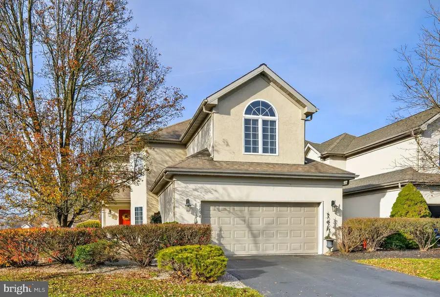 1098 Stillwood Cir, Lititz, PA 17543 - Image #2