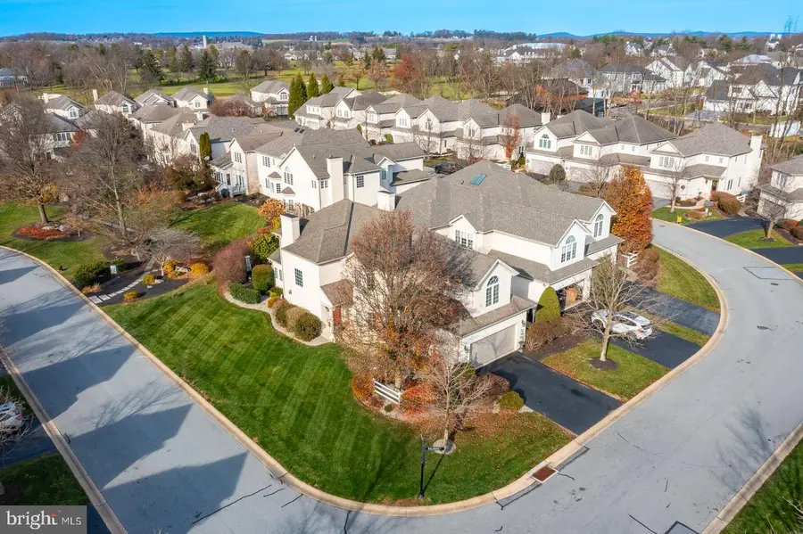 1098 Stillwood Cir, Lititz, PA 17543 - Image #3