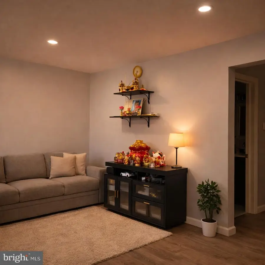 352 Dohner Dr, Lancaster, PA 17602 - Image #2