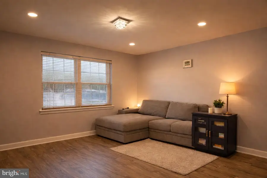 352 Dohner Dr, Lancaster, PA 17602 - Image #3